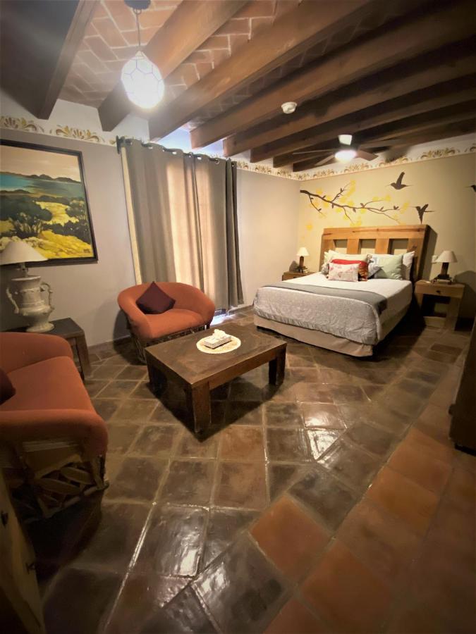 Hotel Ana Catalina And Suites سان ميغيل دي الليندي المظهر الخارجي الصورة